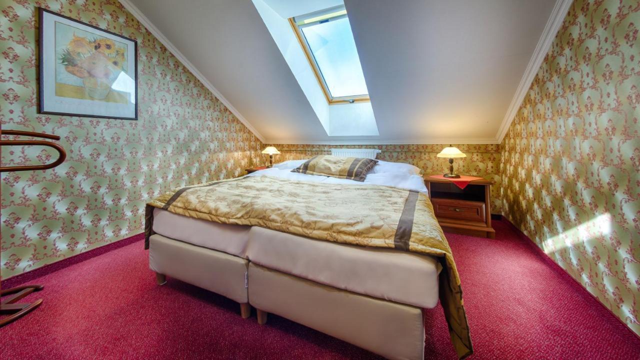 Hotel Tevel Sladkovicovo 外观 照片