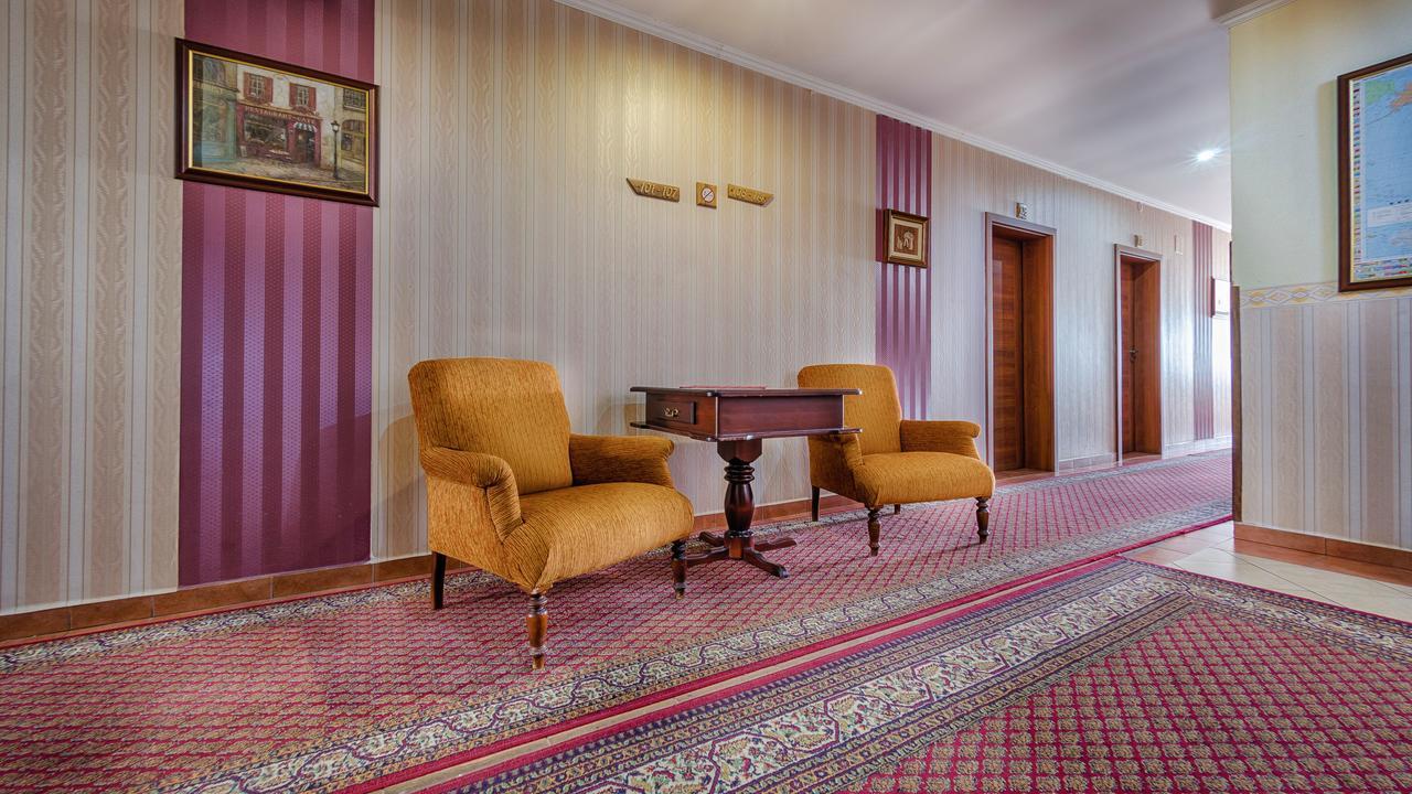 Hotel Tevel Sladkovicovo 外观 照片