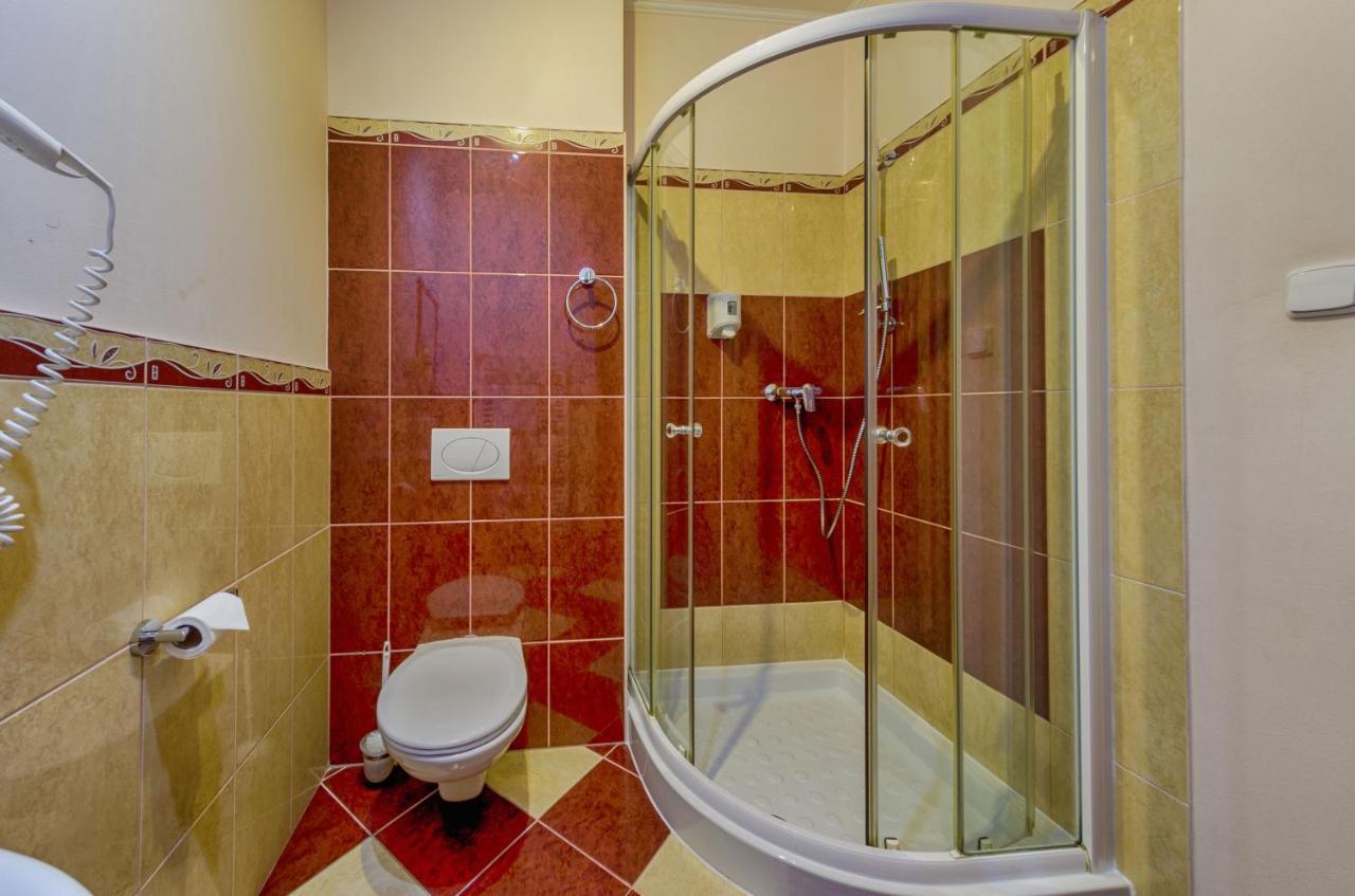 Hotel Tevel Sladkovicovo 外观 照片