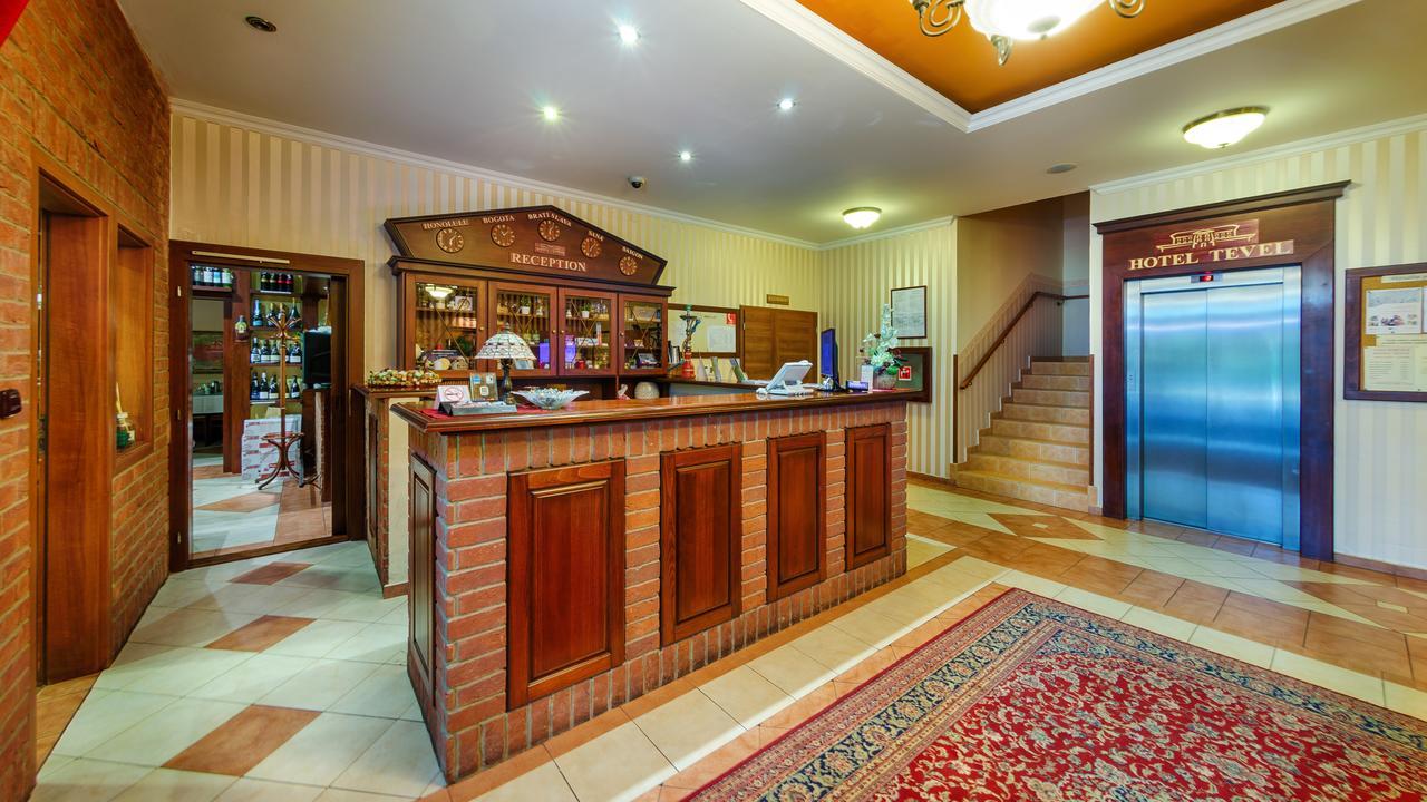 Hotel Tevel Sladkovicovo 外观 照片