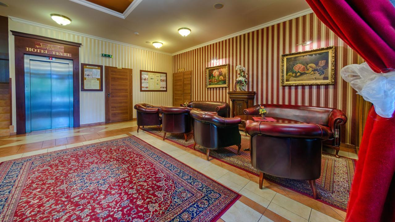 Hotel Tevel Sladkovicovo 外观 照片